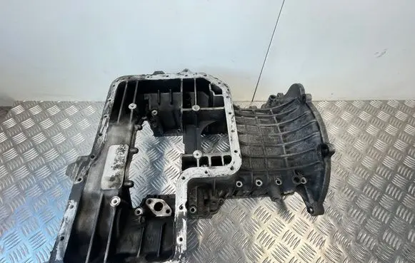 Audi A8 S8 D2 4D Oil sump 057103803