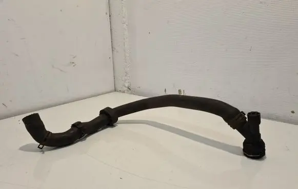 Volkswagen Polo IV 9N3 Engine coolant pipe/hose 5Z0122051A