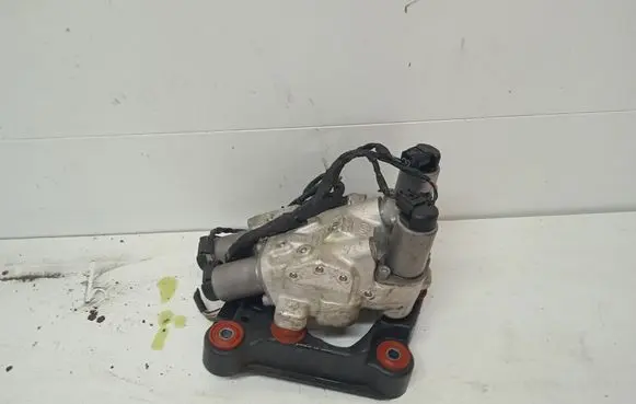 BMW 7 F01 F02 F03 F04 Air suspension compressor 10641010 106410 6775258