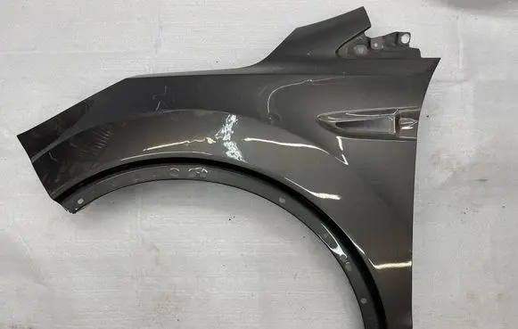 Ford Kuga II Fender GV4116006AD