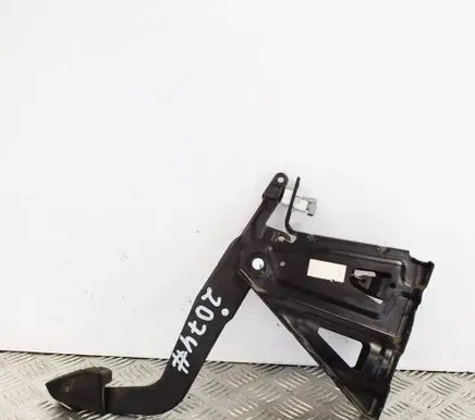 Volkswagen Crafter Brake pedal A9062901101