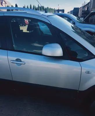 Fiat Sedici Front door