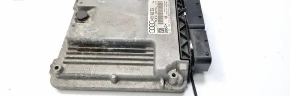 Audi A8 S8 D3 4E Engine control unit/module 4E0907552 0261S02215 4E0910552