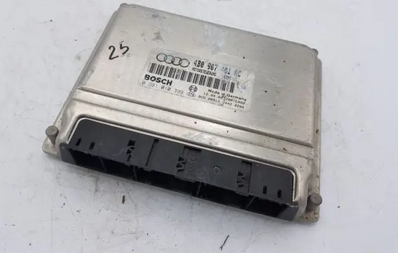 Audi A6 S6 C5 4B Engine control unit/module 4B0907401AC