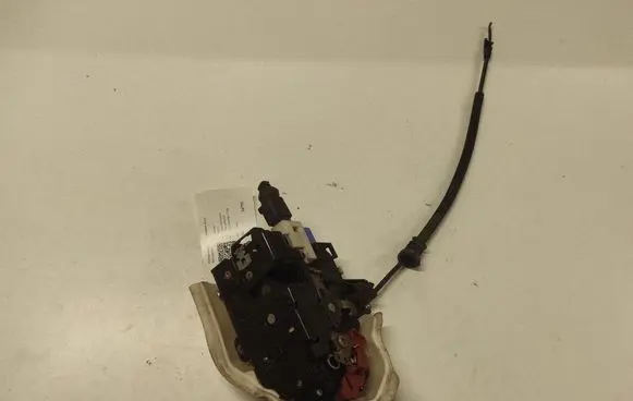 Volkswagen Phaeton Front door lock