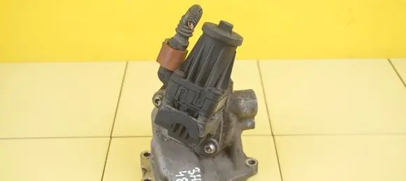 Mitsubishi Canter EGR thermostat 50276448 4P10