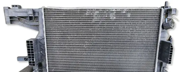 Opel Astra J Coolant radiator 132817734CAR 13281773