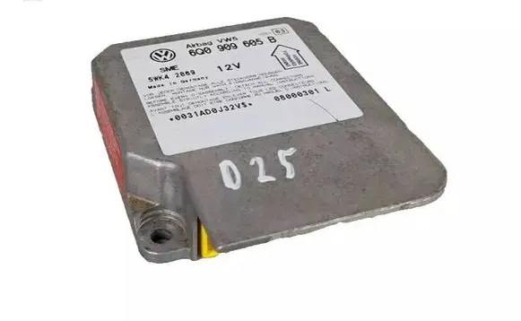 Volkswagen PASSAT B5 Airbag control unit/module 6Q0909605B