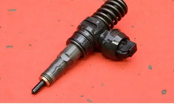 Audi A4 S4 B6 8E 8H Fuel injector 038130073AJ