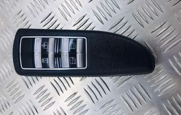 Mercedes-Benz S W221 Electric window control switch