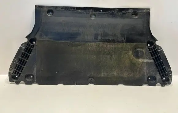 Audi A4 S4 B9 Engine splash shield/under tray 8W0863821B
