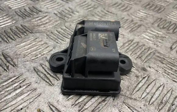 Mercedes-Benz C W204 Glow plug pre-heat relay A6519000900