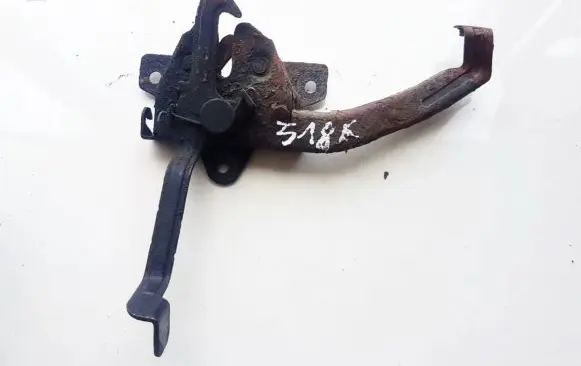 Hyundai Elantra Engine bonnet/hood lock/catch