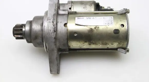 Volkswagen Tiguan Starter motor 0AM911023T