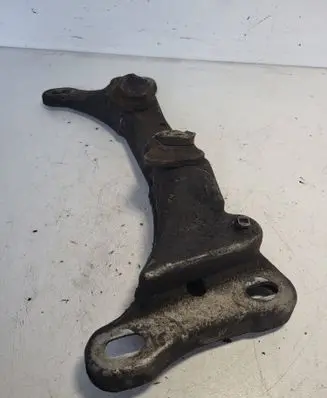 BMW 3 E46 Gearbox mounting bracket 6757102
