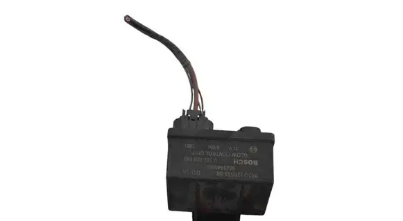 Glow plug pre-heat relay