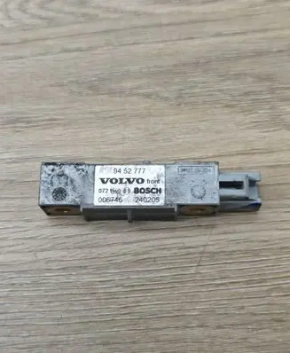 Volvo S60 Airbag deployment crash/impact sensor 9452777 240205 006746