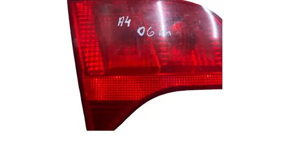 Audi A4 S4 B7 8E 8H Tailgate rear/tail lights 8E9945093 484501 ULO749001