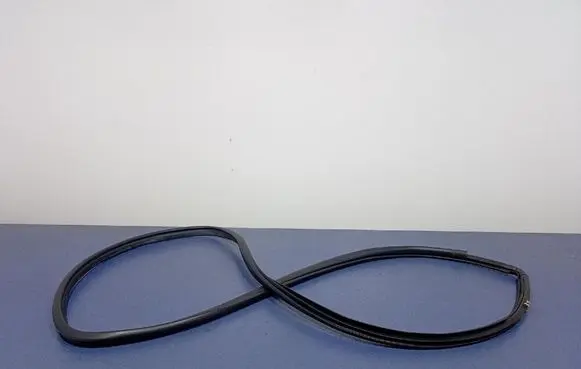 Toyota C-HR I Front door rubber seal 62331F4010