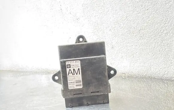 Opel Vectra B Door control unit/module 13111457 5WK46002