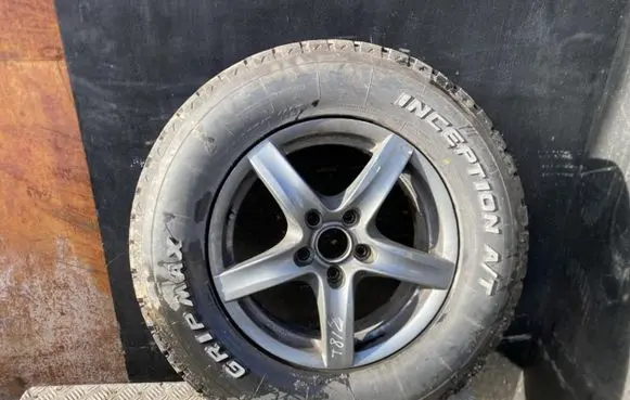 Volkswagen Amarok R17 alloy rim KBA47777