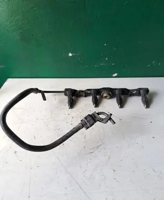 Toyota Corolla E120 E130 Fuel injectors set 