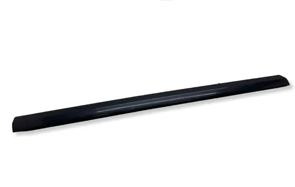 Volvo V70 Front door trim (molding) 39885598