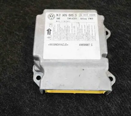 Skoda Octavia Mk2 (1Z) Airbag control unit/module 1K0909605S