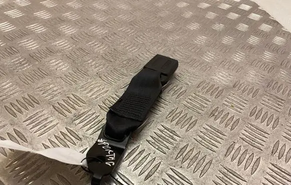 KIA Sportage Middle seatbelt buckle (rear) 89845F1000