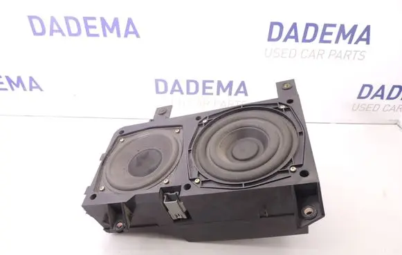 Volvo S40, V40 Subwoofer speaker 30858461 D182