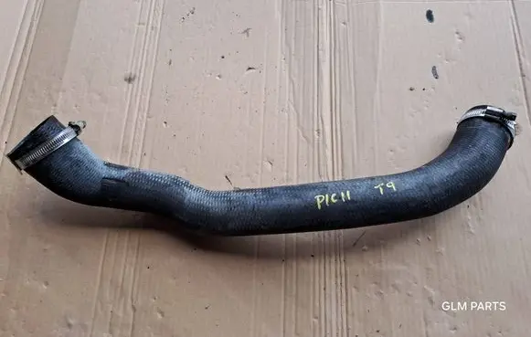 Citroen C4 II Picasso Intercooler hose/pipe 9820100680