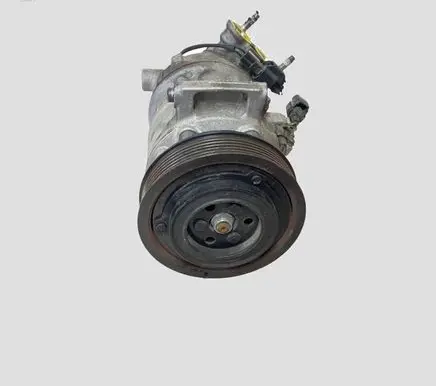 Volvo V40 Air conditioning (A/C) compressor (pump) 31469966 069074027B4