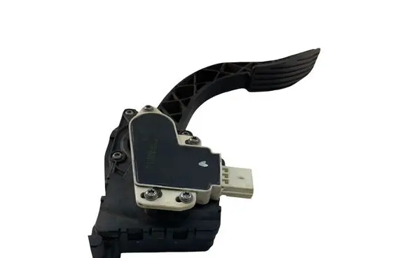 Chevrolet Aveo Accelerator throttle pedal 98858781