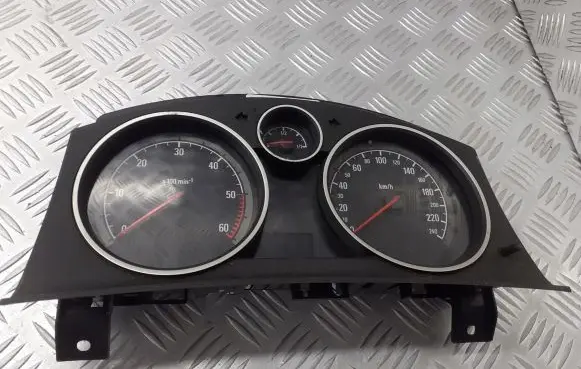 Opel Zafira B Tachometer 13225988