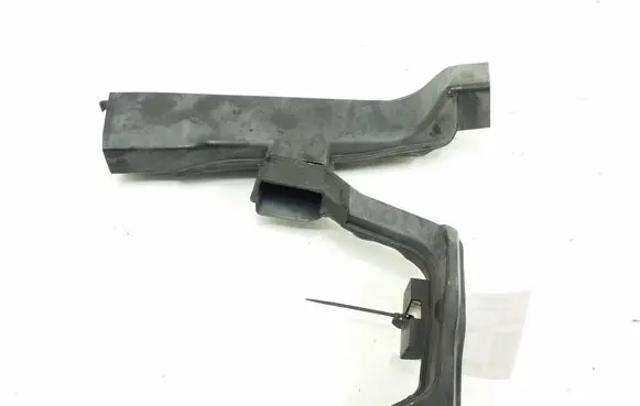 Mercedes-Benz GLK (X204) Wiper trim A2048322025