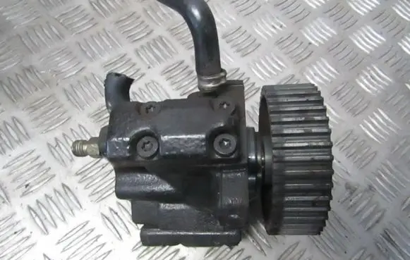 Alfa Romeo 156 Fuel injection high pressure pump 0445010007 46452570