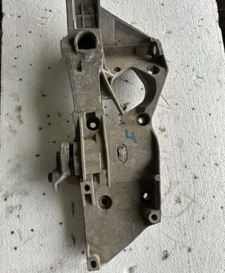 Skoda Fabia Mk1 (6Y) Generator/alternator bracket 038903143AC 038903143