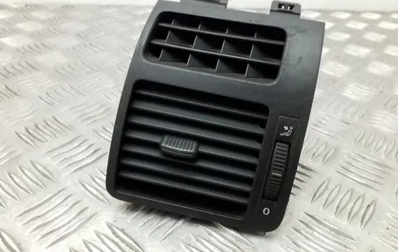Volkswagen Touran I Dashboard side air vent grill/cover trim 1T0819703A