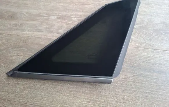 Renault Symbioz Rear side window 833004882