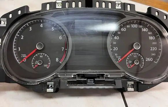 Volkswagen Golf VII Speedometer (instrument cluster) 5G1920750C