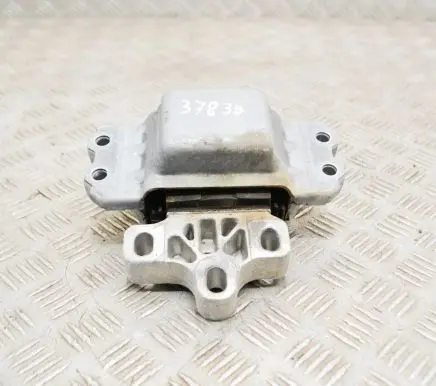 Audi Q3 8U Engine mount bracket 5N0199555L 3318280