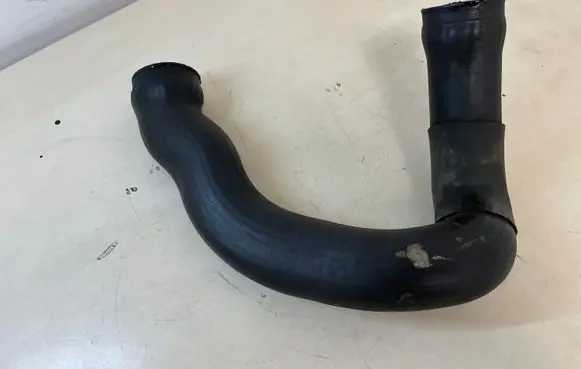 Audi A6 S6 C5 4B Intercooler hose/pipe 4B0145746E