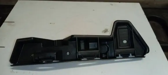 Renault Master III Fender mounting bracket 620430006R