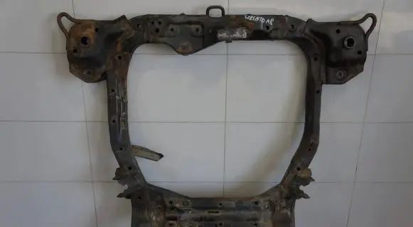 KIA Sorento Front axle beam 