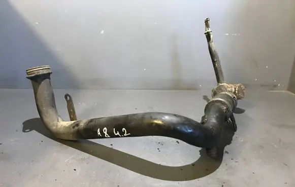 Audi A8 S8 D3 4E Heater radiator pipe/hose 057121169F