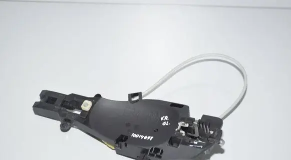 Rear door exterior handle/bracket
