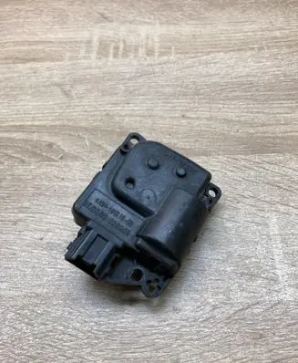 Nissan Titan Air flap motor/actuator 4ASH19E616GB