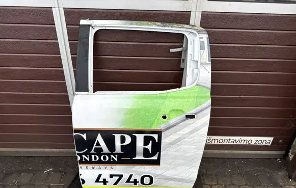 Ford Ranger IV Rear door