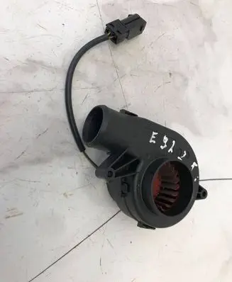 BMW 3 E92 E93 Engine control unit/module fan 7547141 NAELEAD92T RV401812H