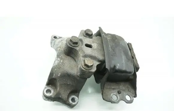 Volkswagen Caddy Gearbox mounting bracket 